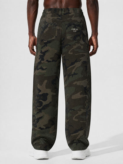 Vibe Mi Clothing Men’s Camo Barrel Leg Cargo Pants