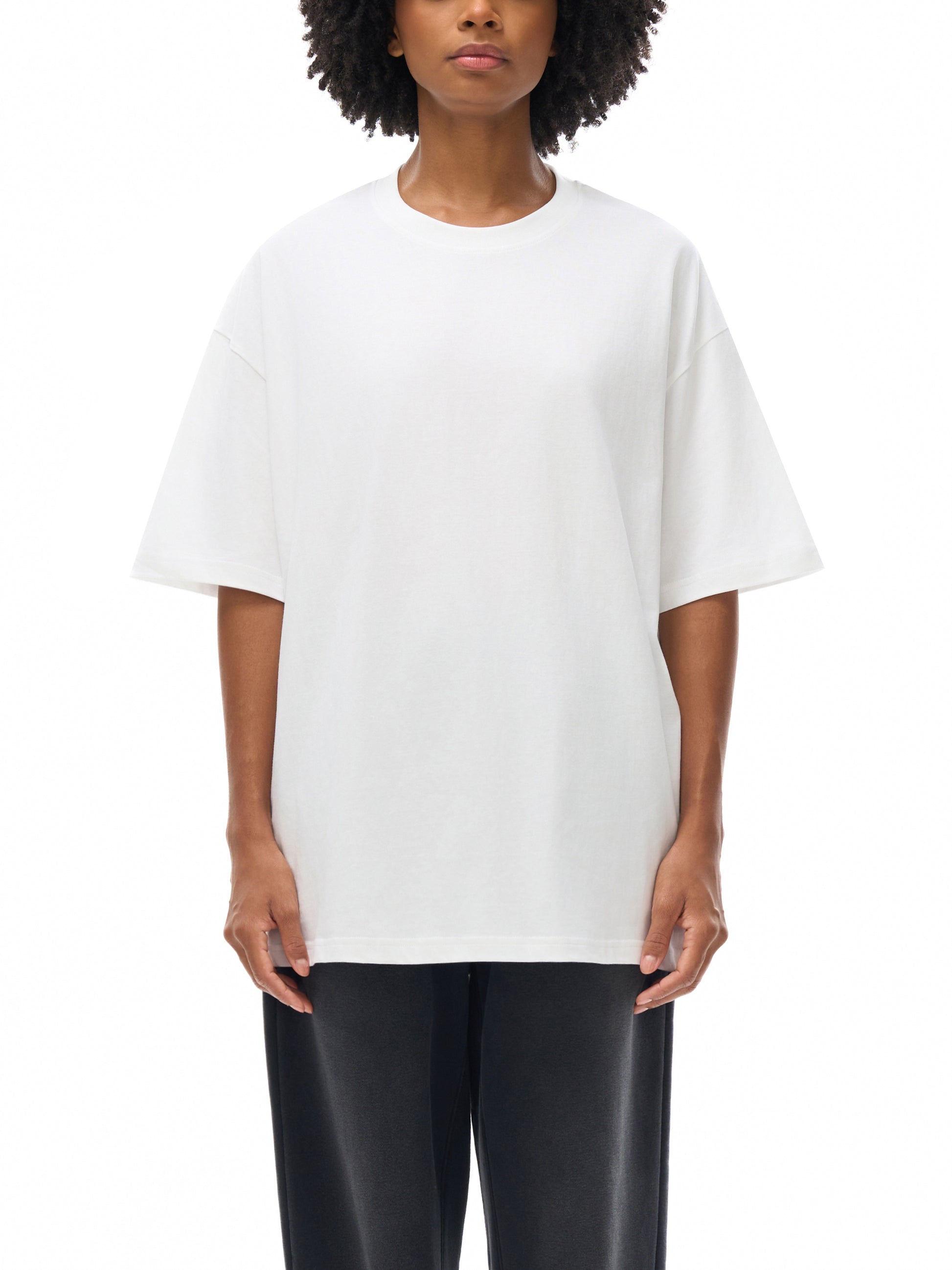 shirts ,New ,graphic t-shirt ,graphic tee ,oversize t-shirt ,oversize tee ,t-shirt ,astronaunt ,casual t-shirt 