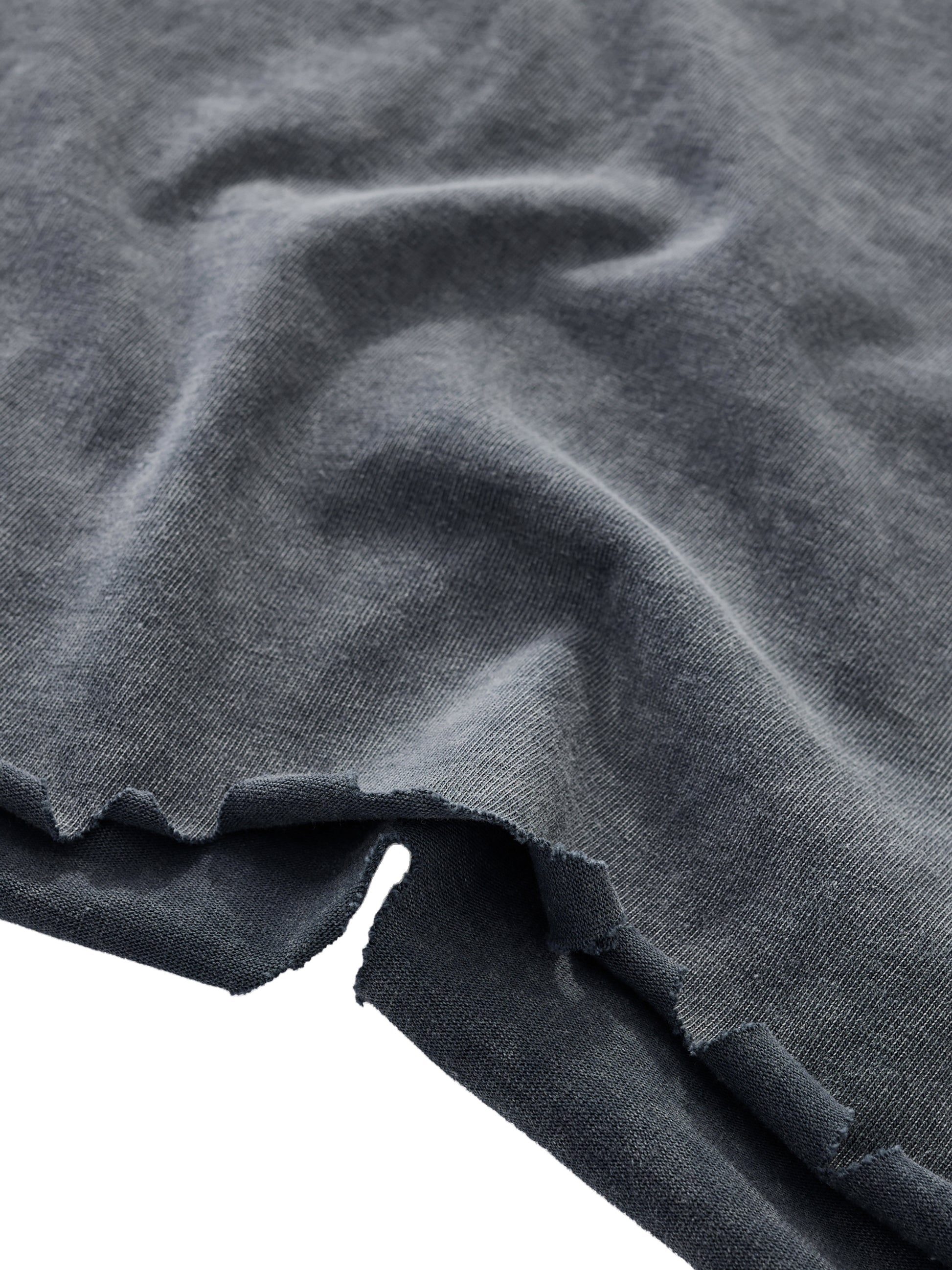 New ,Shirts ,Graphic t-shirt ,Floral Shirt ,Men's shirt ,Women's shirt ,Boxy Tee ,Streetwear ,Oversized t-shirt ,Vintage style tee