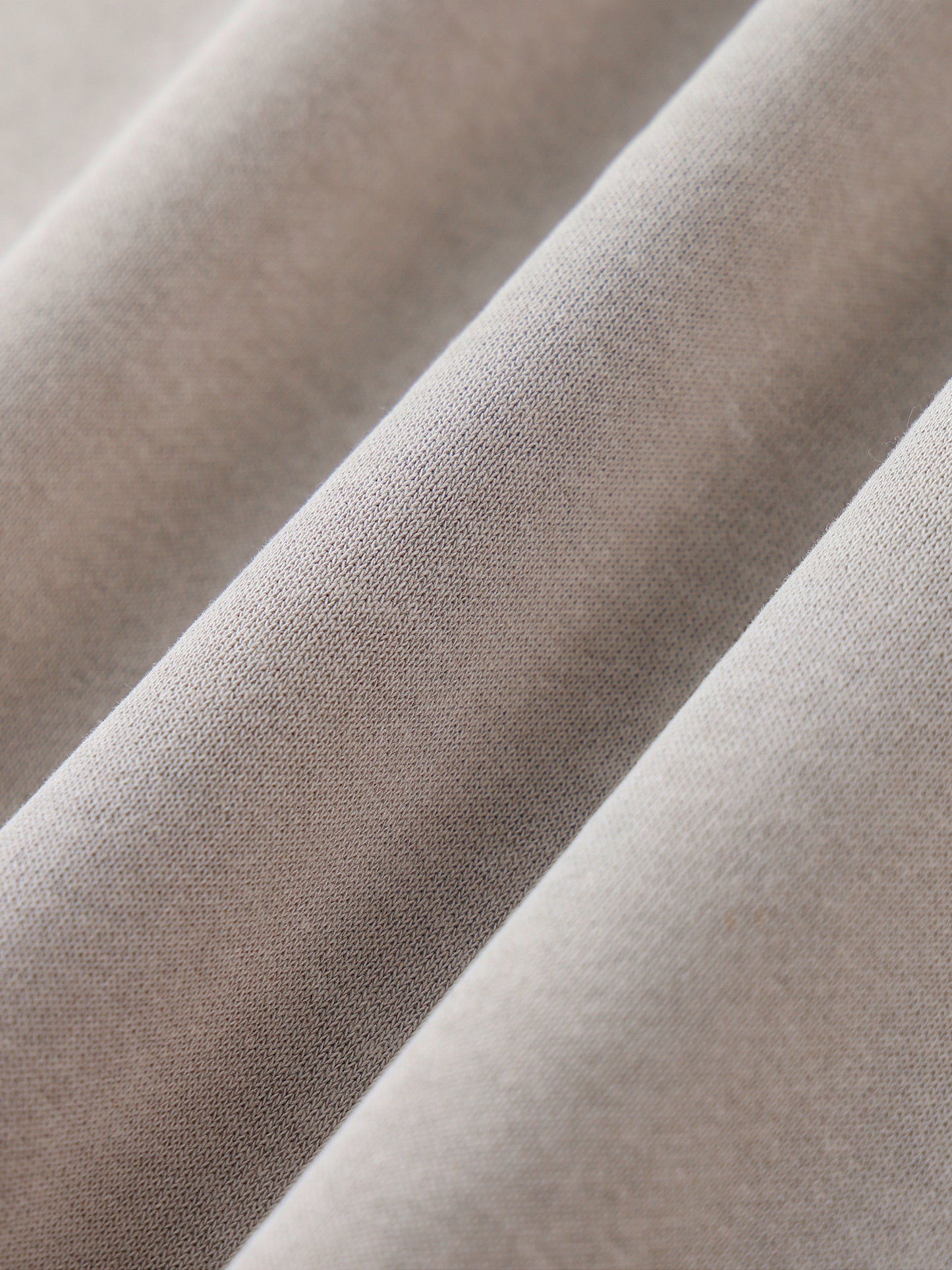 New ,Outerear ,Graphic sweatshirt ,Sweatshirt ,graphic shirt ,pullover sweatshirt ,statue sweatshirt ,long sleeve sweatshirt ,men's sweatshirt ,women's sweatshirt 