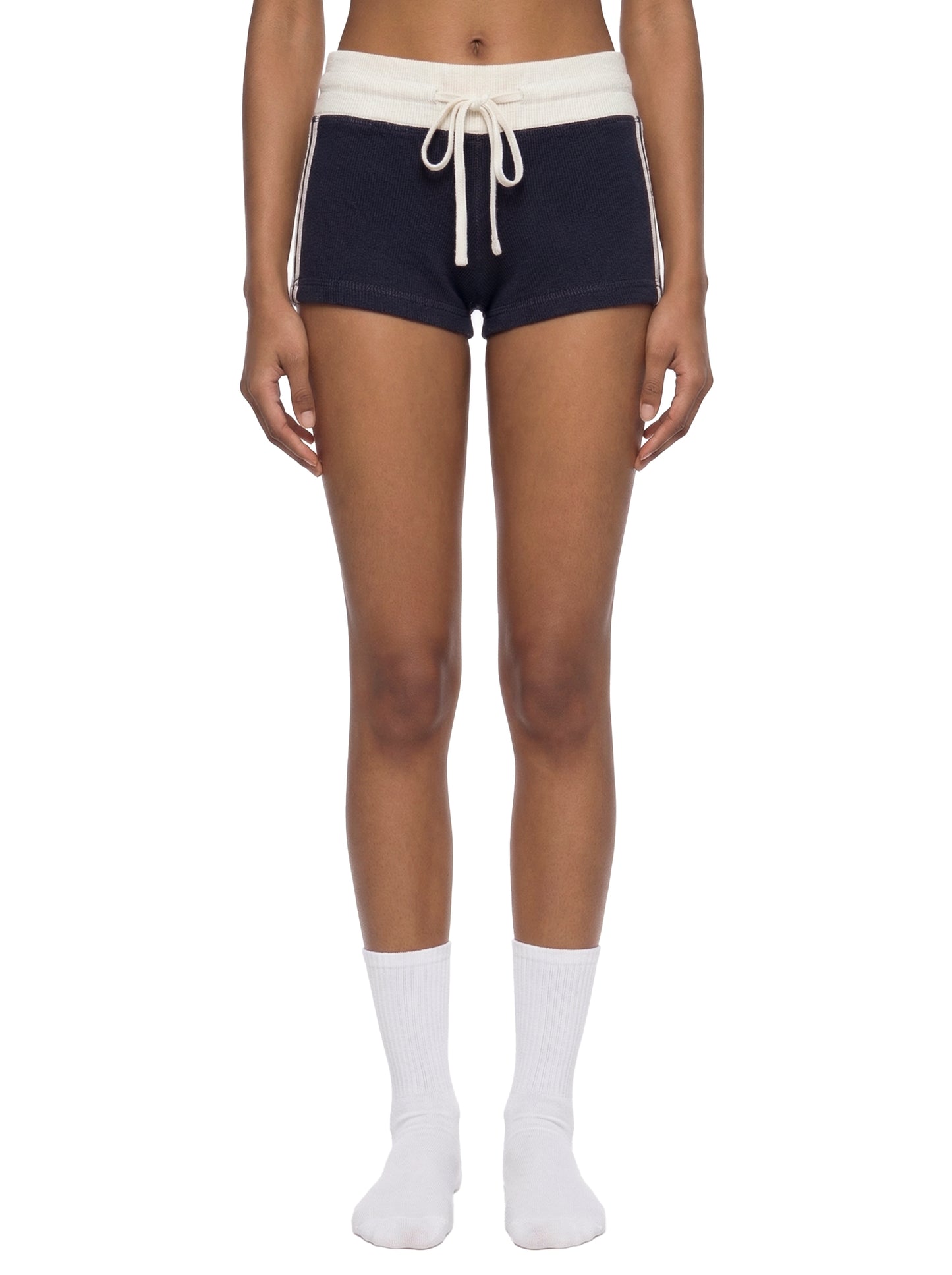 Legwear ,Motion ,Shorts ,Women's shorts ,Vibe,Streetwear ,Unisex shorts,Stripped shorts ,White shorts 