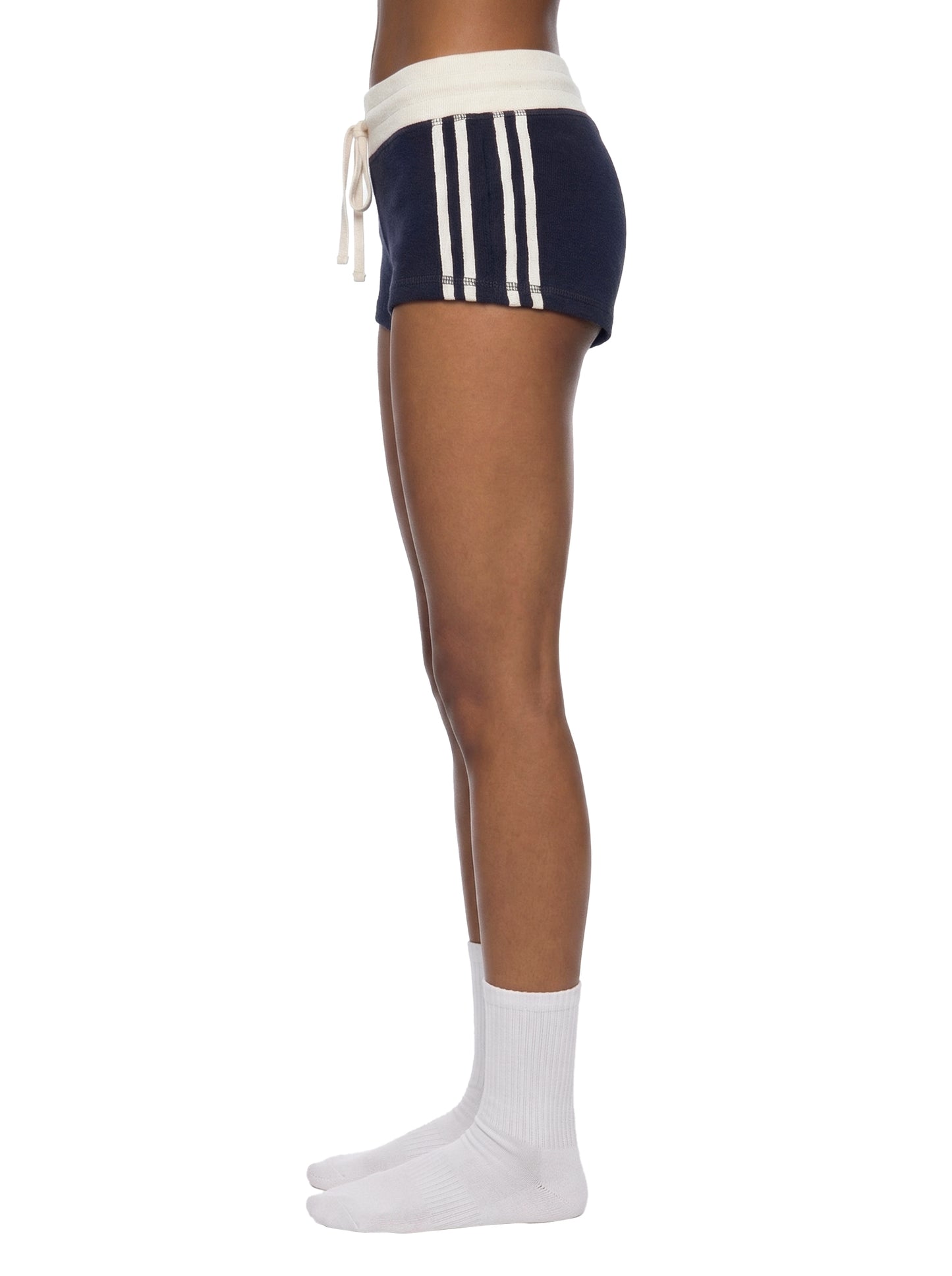 Legwear ,Motion ,Shorts ,Women's shorts ,Vibe,Streetwear ,Unisex shorts,Stripped shorts ,White shorts 