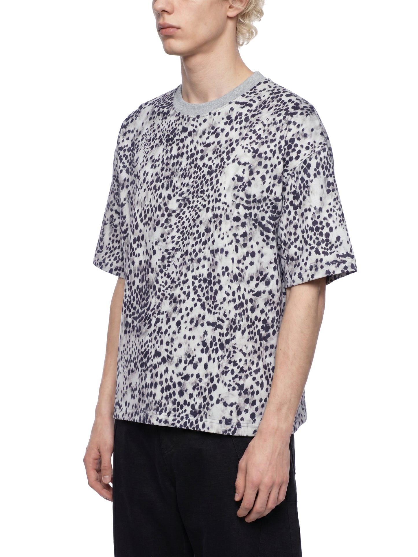 New,Shirts,Leopard print ,No Regrets ,Vibe,Streetwear ,Boxy T-shirt ,Graphic tee ,Lips t-shirt ,Crazy print shirt 